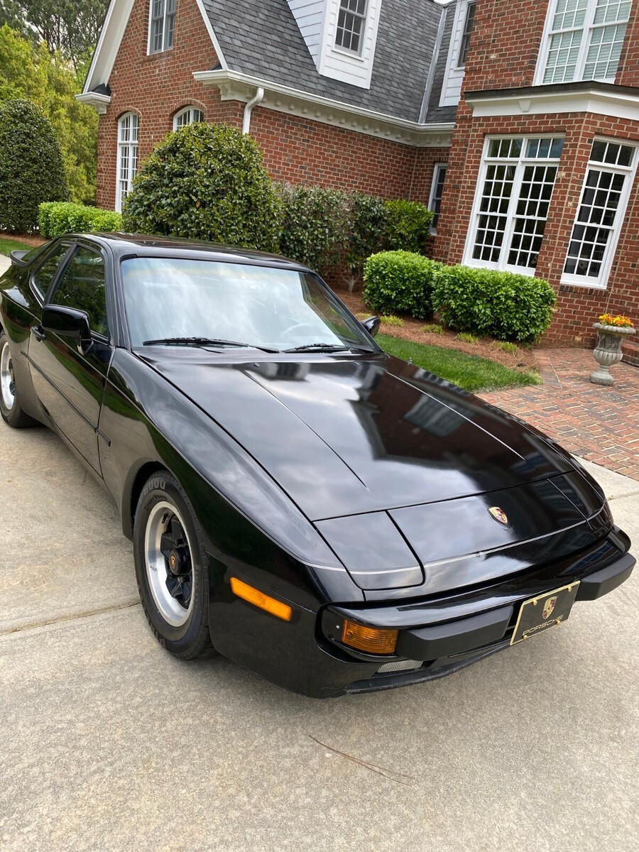 1985 Porsche 944 - photo 3