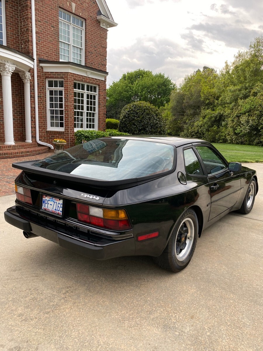 1985 Porsche 944 - photo 6