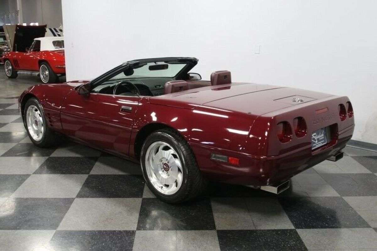 1993 Chevrolet Corvette 40th Anniversary Convertible - photo 10