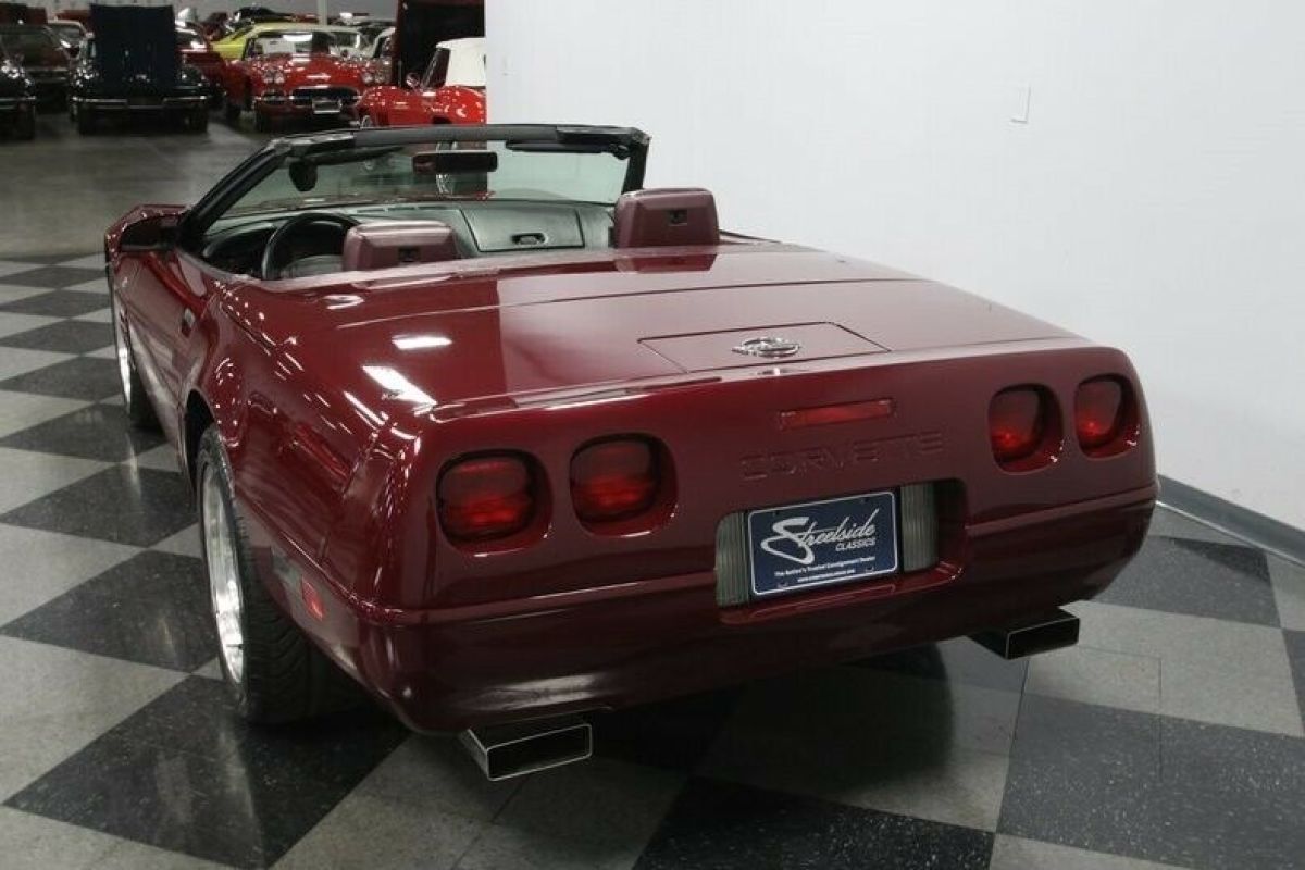 1993 Chevrolet Corvette 40th Anniversary Convertible - photo 11