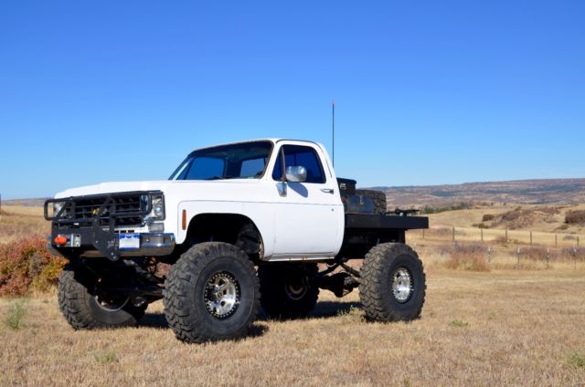 Classic Chevy Rock Monster Flatbed, 1 tons, SM465, NP241, 41.5 Pitbull Rockers 1976 Chevrolet C/K Pickup 1500 Scottsdale