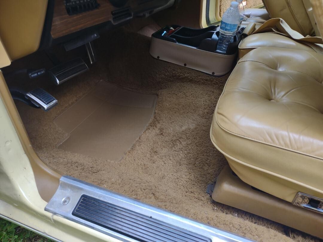 1977 Chrysler Cordoba - photo 11