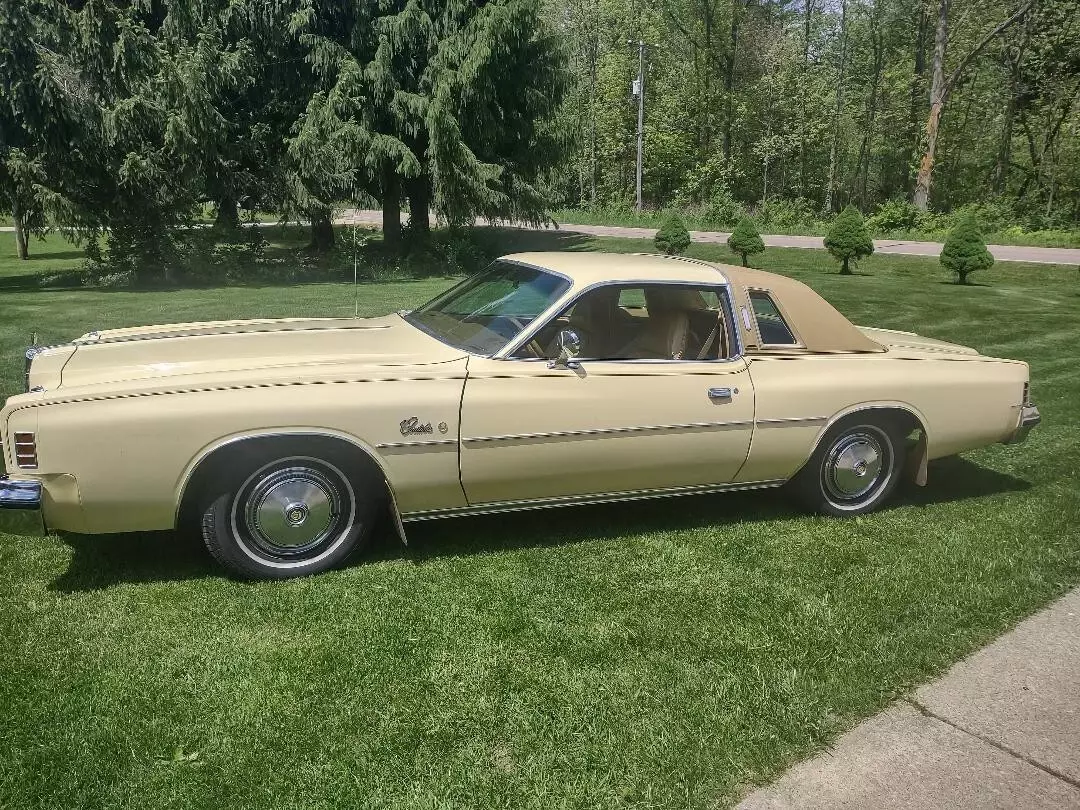 1977 Chrysler Cordoba - photo 2