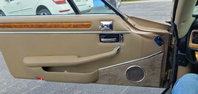 1986 Jaguar XJS Sun Roof - photo 8