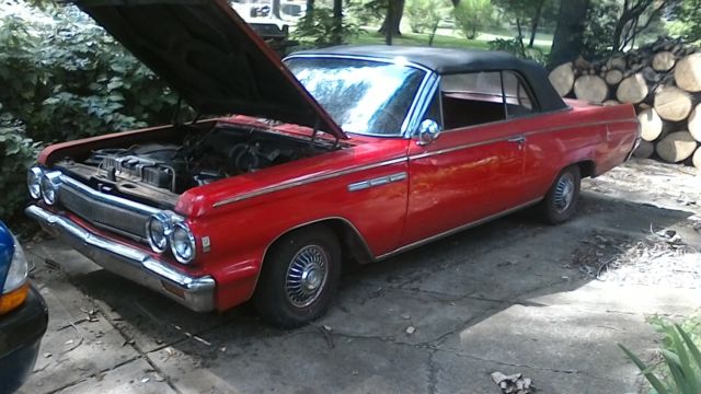 Classic convirtable, V8, Buick, Engine sounds great Trans shifts fine no slip 1963 Buick Skylark