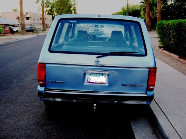 1984 Dodge Caravan SE - photo 3