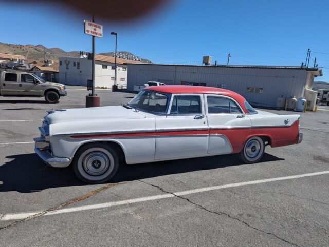 Classic finned cars. 1956 DeSoto Sedan, V8 330 Hemi Firedome -Push Button Trans 1956 DeSoto Firedome