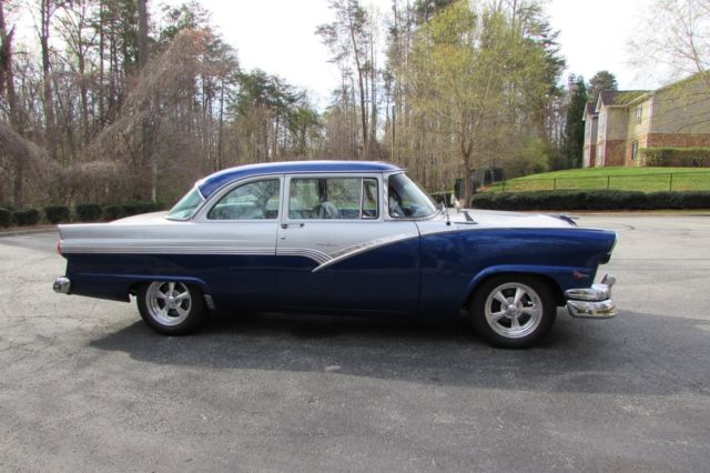 1956 Ford Fairlane Club Sedan - photo 7
