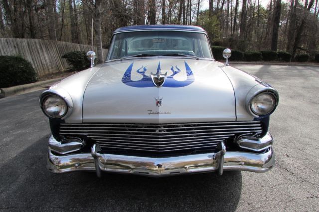 1956 Ford Fairlane Club Sedan - photo 9