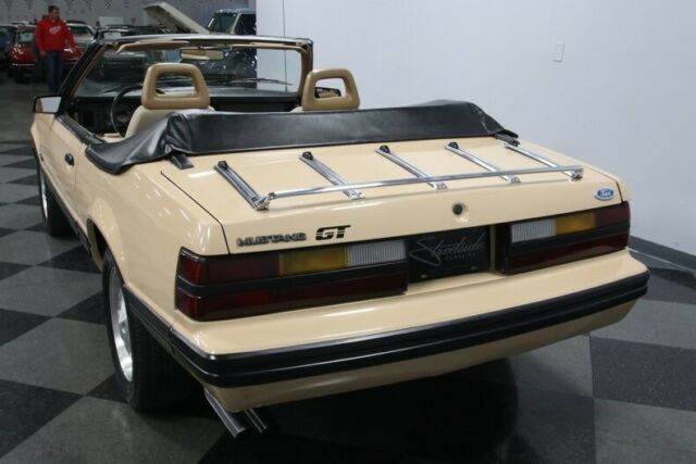 1984 Ford Mustang GT Convertible - photo 11