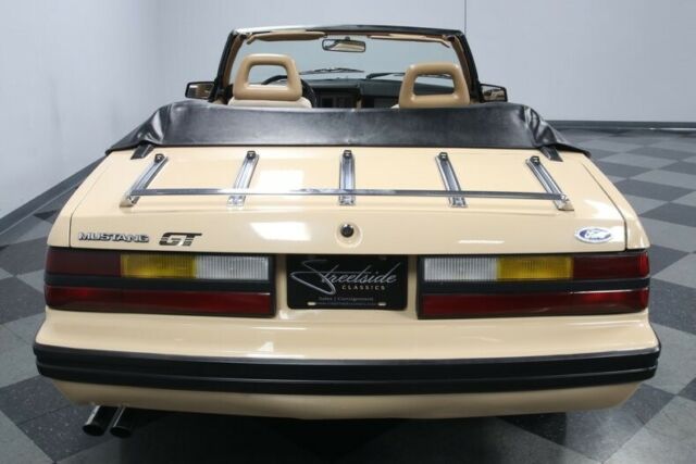 1984 Ford Mustang GT Convertible - photo 12