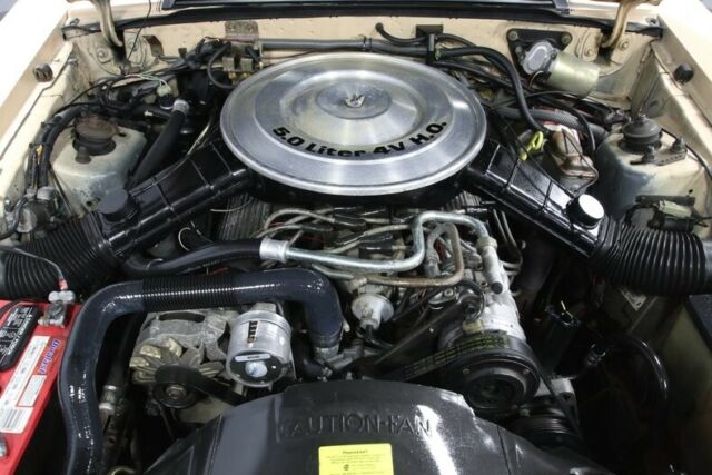 1984 Ford Mustang GT Convertible - photo 4