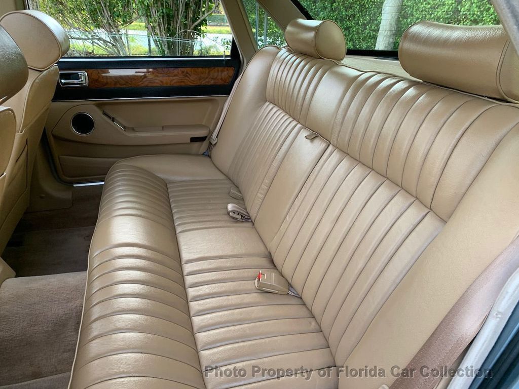 1991 Jaguar XJ6 Sovereign 4.0L Sedan - photo 10