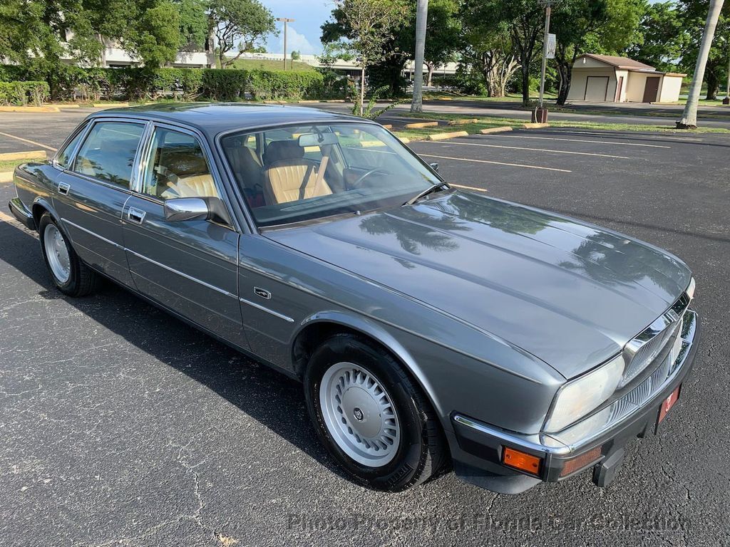 1991 Jaguar XJ6 Sovereign 4.0L Sedan - photo 2