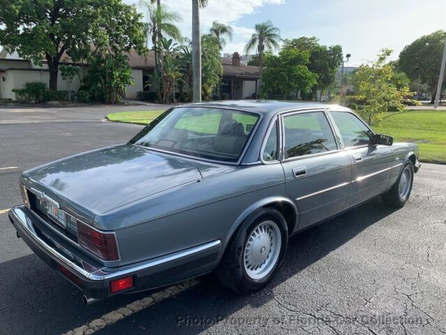 Classic Jaguar XJ6 Sovereign Sedan Ultra Low Miles Clean Carfax Sunroof Leather 1991 Jaguar XJ6 Sovereign 4.0L Sedan