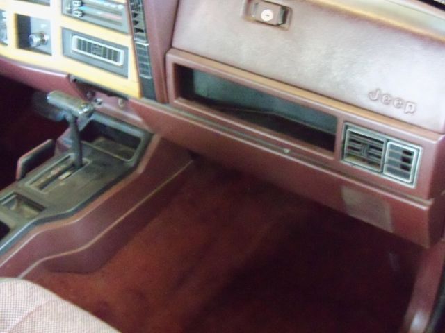 1987 Jeep Cherokee Wagoneer - photo 12