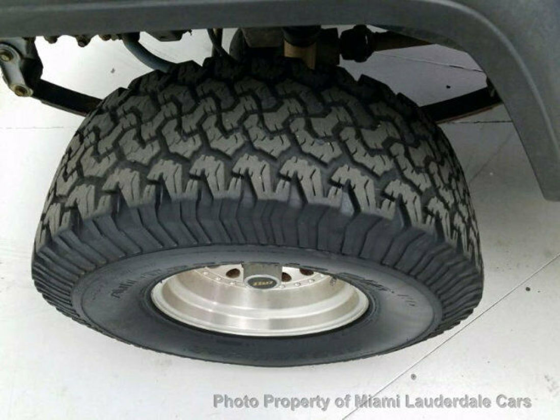 1992 Jeep Wrangler S - photo 12