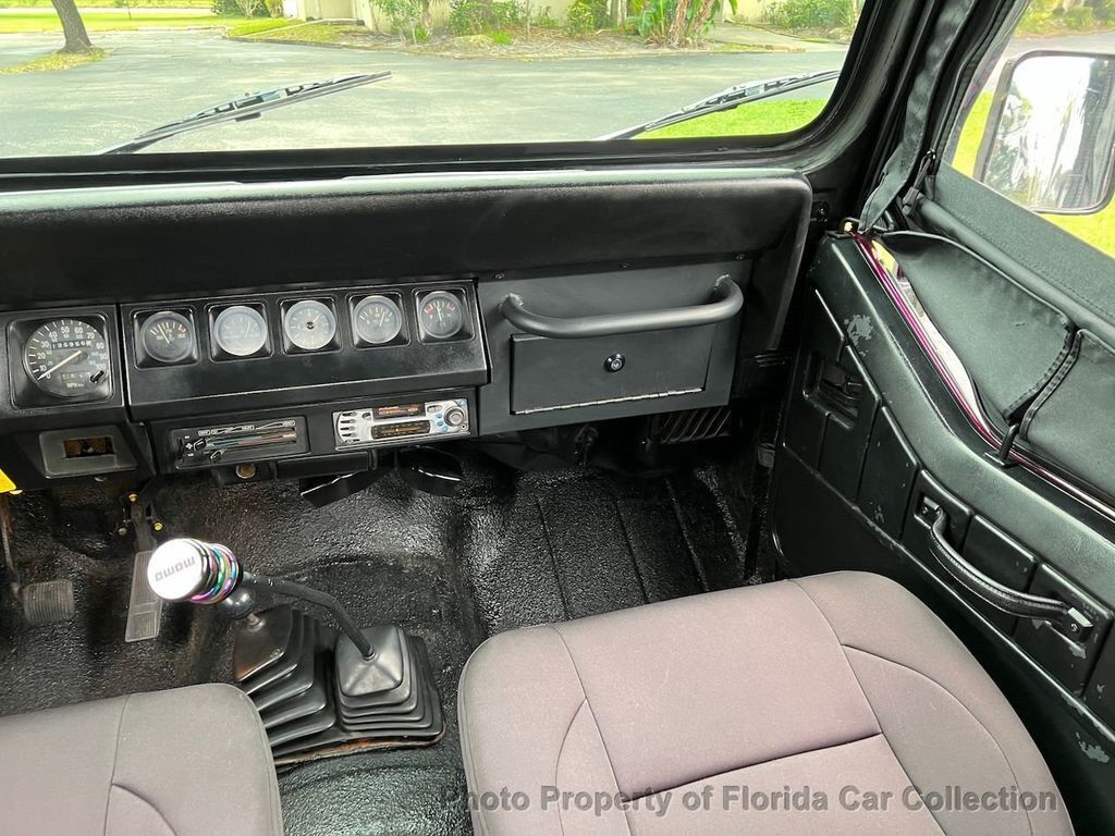 1991 Jeep Wrangler S 4WD/4X4 5-Speed Manual - photo 12
