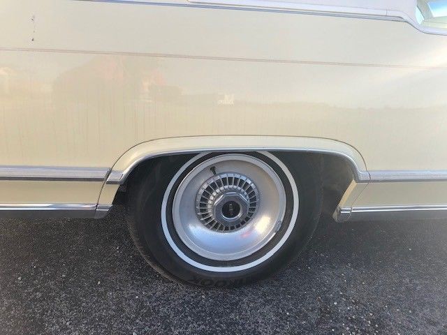 1979 Lincoln Town Car - photo 4