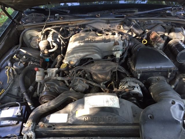 1989 Lincoln Town Car Base Sedan 4-Door - photo 4