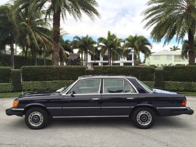 1977 Mercedes-Benz 200-Series 280SE
