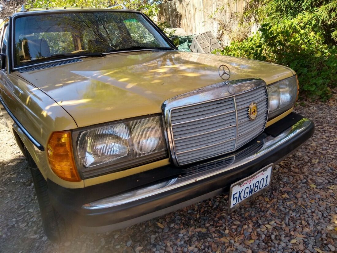 1980 Mercedes-Benz 300-Series Base - photo 3