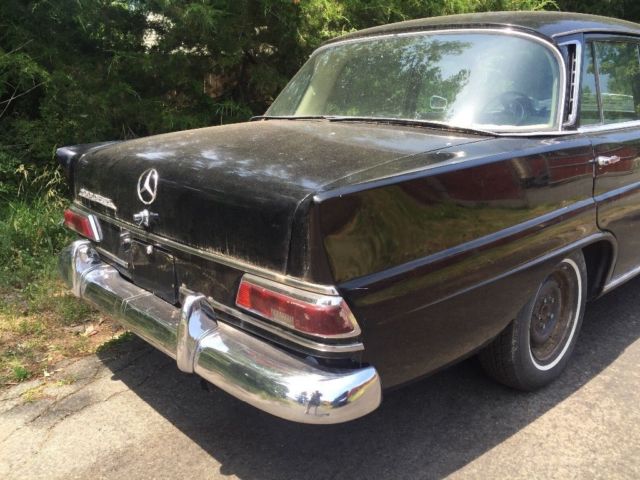 1967 Mercedes-Benz 200-Series Mercedes 200D - photo 8