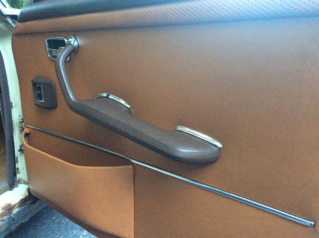 1968 Mercedes-Benz 200-Series - photo 10