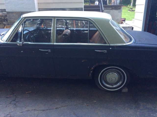 1968 Mercedes-Benz 200-Series - photo 4
