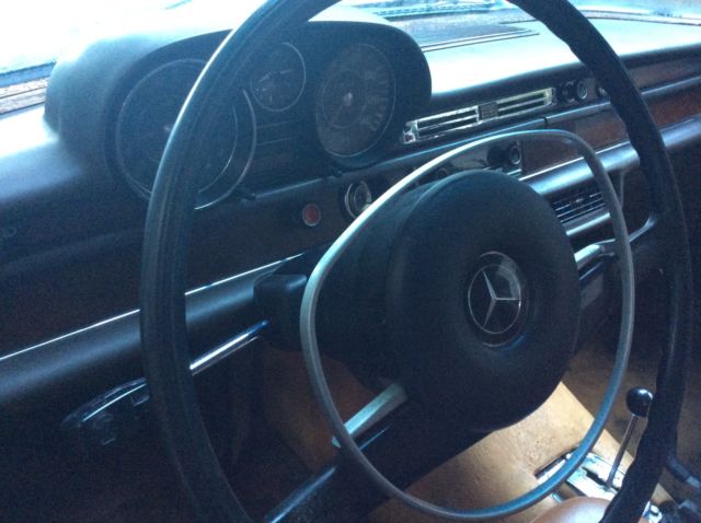 1968 Mercedes-Benz 200-Series - photo 6