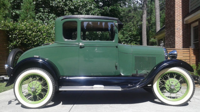 1929 Ford Model A Coupe - photo 2