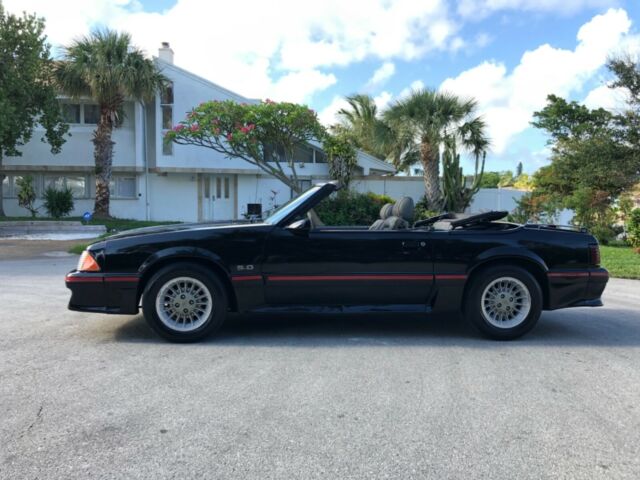 1987 Ford Mustang GT 5.0 Convertible Pony Fox Body - photo 2