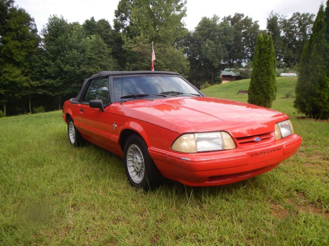 1987 Ford Mustang - photo 2
