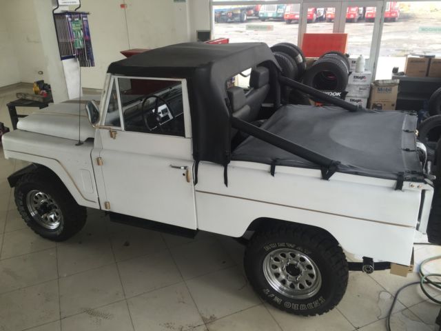 1980 Nissan Other Pickups - photo 3