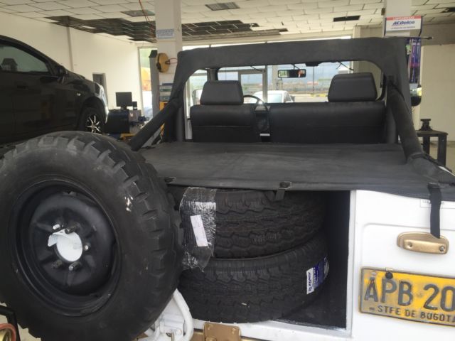 1980 Nissan Other Pickups - photo 8