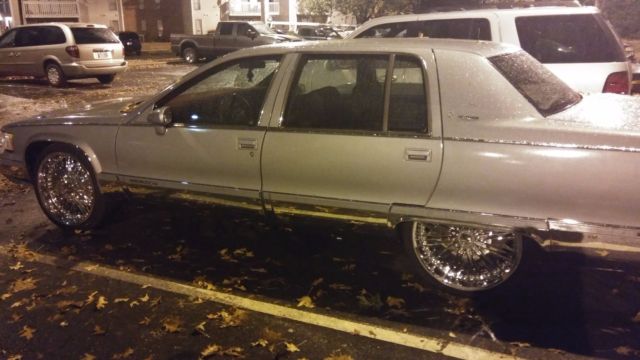 1994 Cadillac Fleetwood Brougham - photo 11