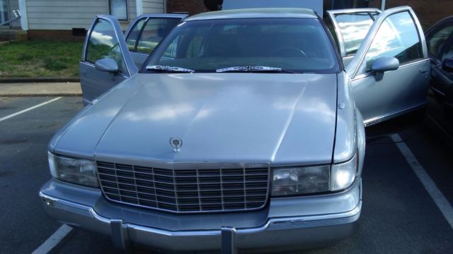 1994 Cadillac Fleetwood Brougham - photo 6