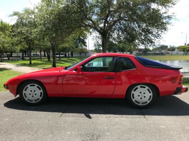 1987 Porsche 924 S - photo 4
