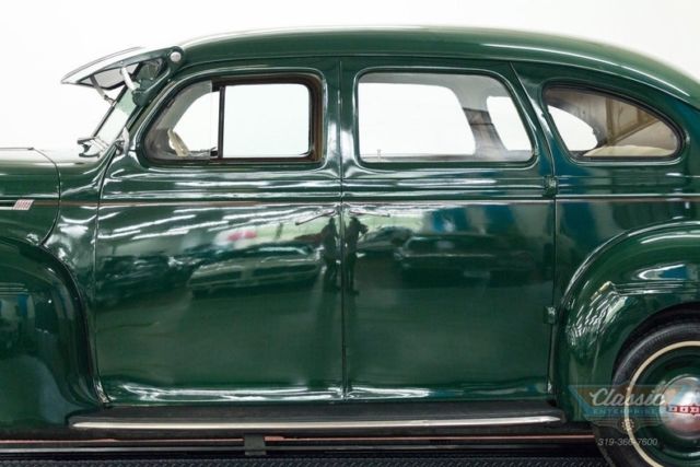 1940 Dodge D-17 Special 6 3 speed with suicide doors visor art deco styling - photo 4