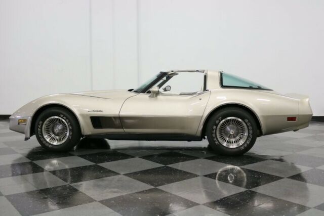 1982 Chevrolet Corvette Collector Edition - photo 8