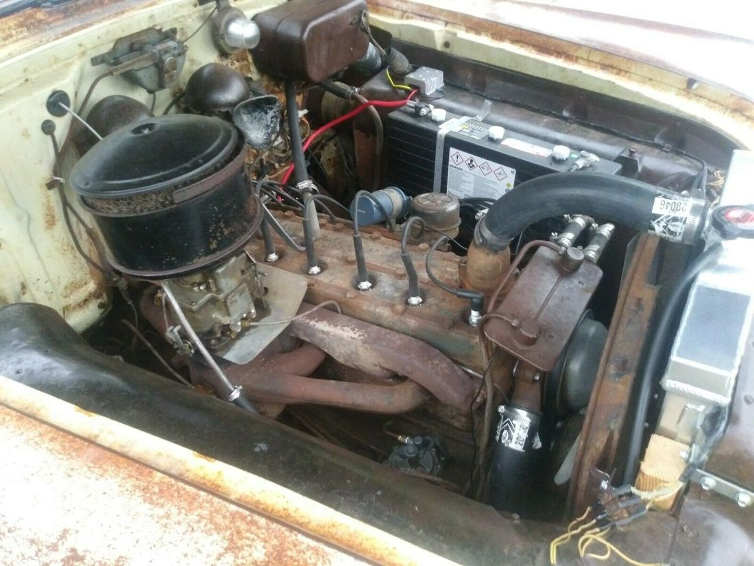 1953 Pontiac Chieftain 2 door coupe - photo 11