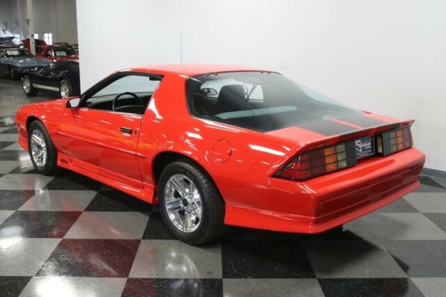 1992 Chevrolet Camaro RS Heritage Edition 25th Anniversary - photo 10