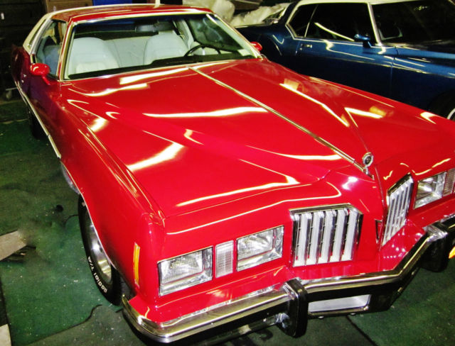 1977 Pontiac Grand Prix - photo 2