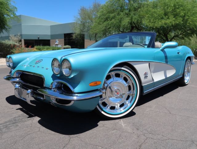 Classic Reflection Coachworks CRC Custom Corvette Show Quailty 1960 1961 1959 1962 Chevrolet Corvette Convertible CRC