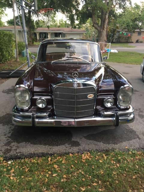 1966 Mercedes-Benz 200-Series - photo 2