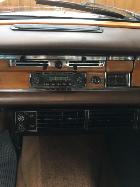 1966 Mercedes-Benz 200-Series - photo 6