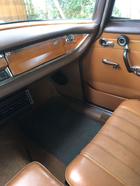 1966 Mercedes-Benz 200-Series - photo 7