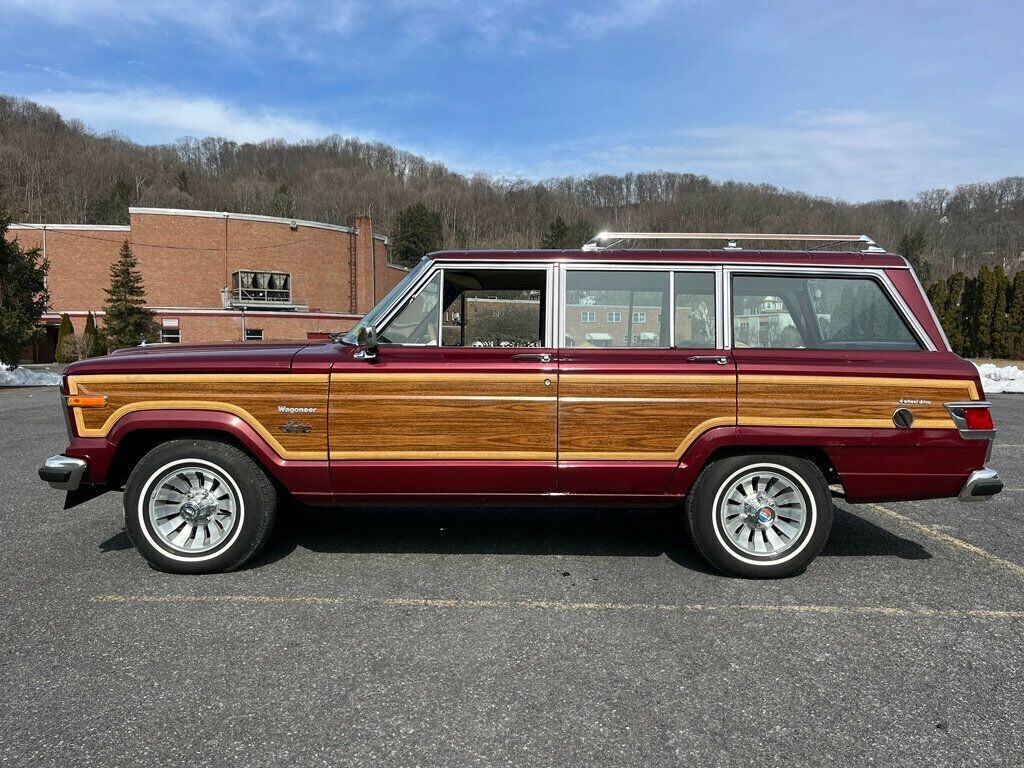 1981 Jeep Wagoneer Limited 4x4 - photo 3