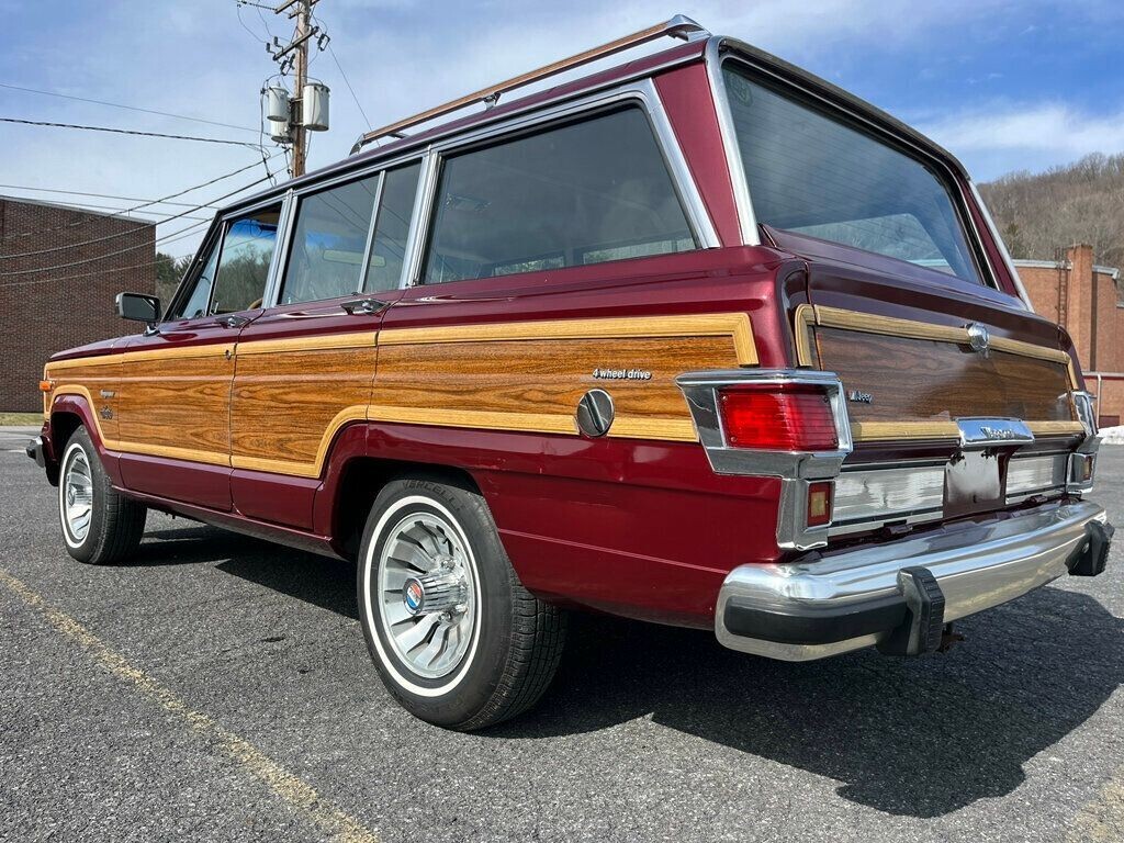 1981 Jeep Wagoneer Limited 4x4 - photo 6