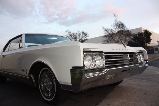 1965 Oldsmobile Starfire - photo 2
